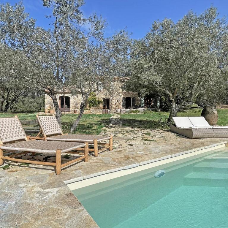 La Bergerie de Foneri - Véritable mas en pierre pour 6 pers avec piscine chauffée - Villa 3 Chambres - 2