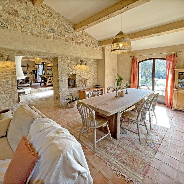 La Bergerie de Foneri - Véritable mas en pierre pour 6 pers avec piscine chauffée - Villa 3 Chambres - 9