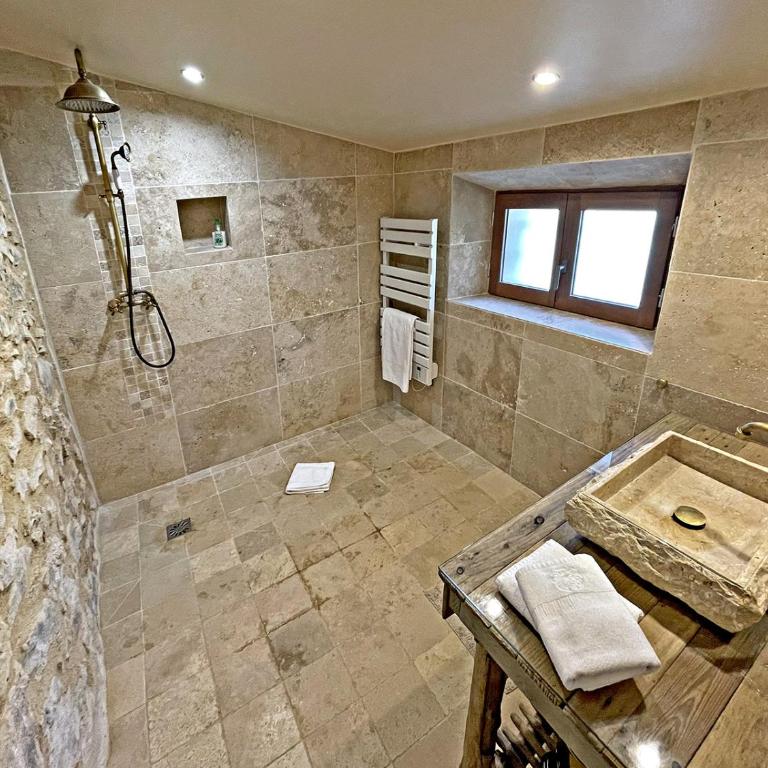 La Bergerie de Foneri - Véritable mas en pierre pour 6 pers avec piscine chauffée - Villa 3 Chambres - 31