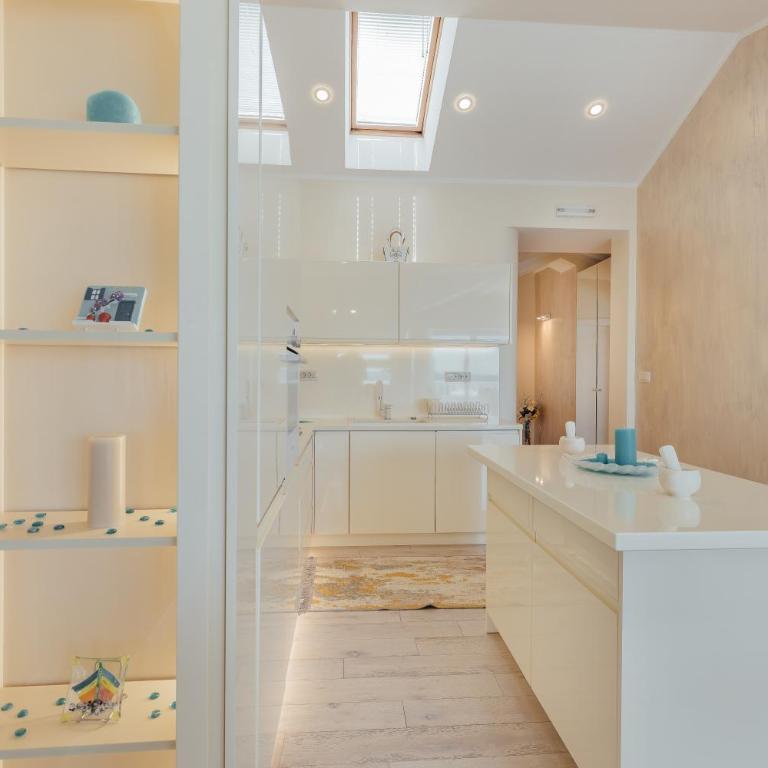 Apartments Porobic - Two-Bedroom Apartment with Sea View - 7