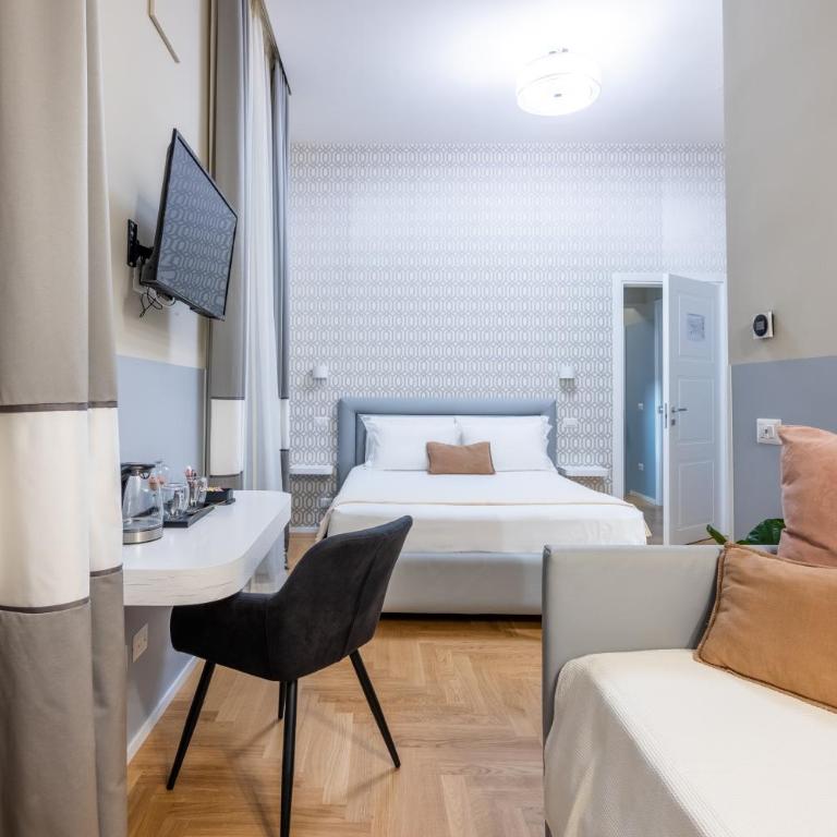 Suites Romae Rex - Camera Matrimoniale con Bagno Privato - 4