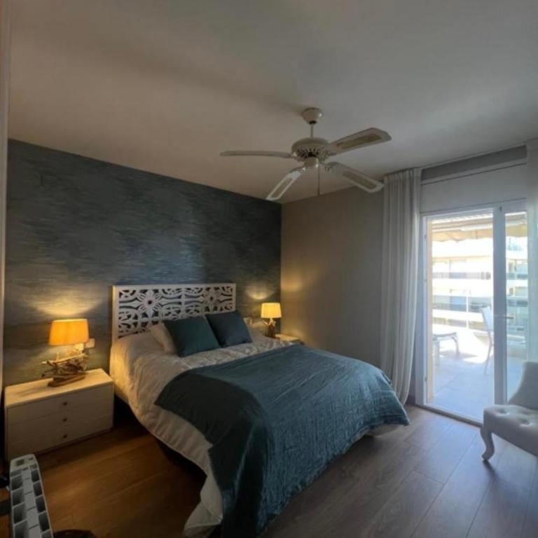 Grand appartement superbe vue mer, plage principale de Salou - Three-Bedroom Apartment - 26