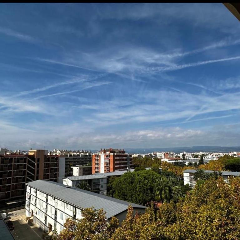 Grand appartement superbe vue mer, plage principale de Salou - Three-Bedroom Apartment - 16