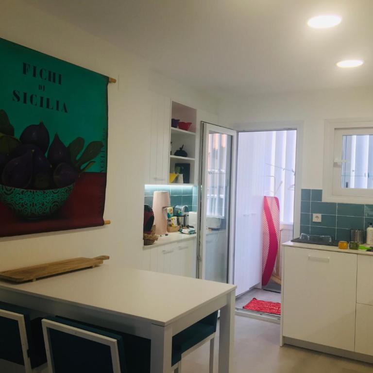 Grand appartement superbe vue mer, plage principale de Salou - Three-Bedroom Apartment - 22