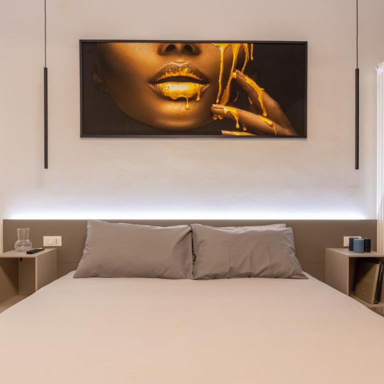Luxury Station Suite - Standard King Room - 4