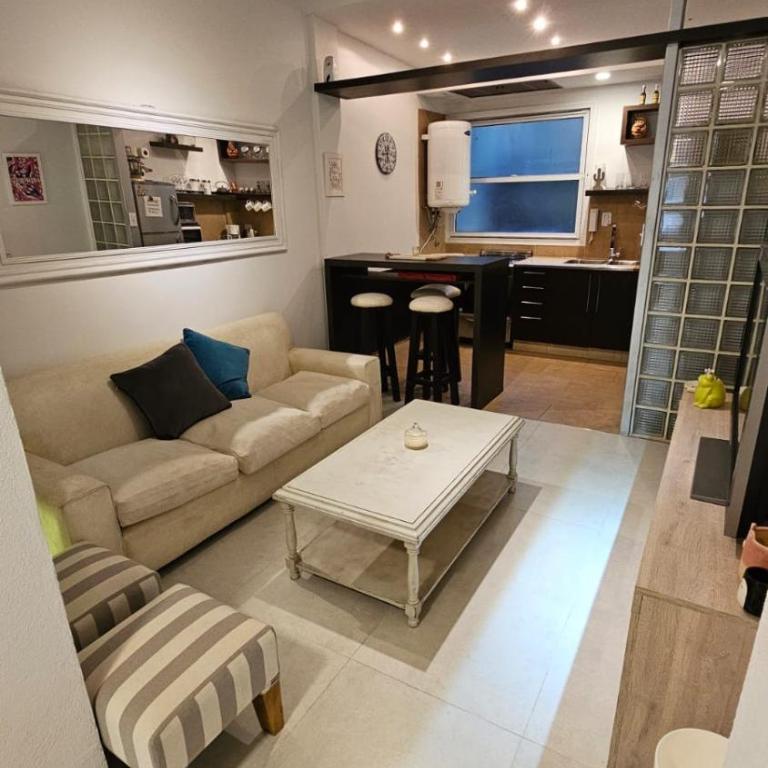 Depto de 2 ambientes en Palermo a una cuadra de la rural - Apartamento de 1 dormitorio - 1