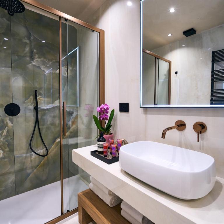 Picasso Golden House Next to Duomo - Appartamento con 1 Camera da Letto - 17
