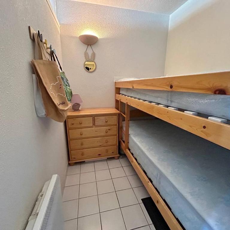 T2 cabine 4 pers. près plage, parking, vue port - Argelès - FR-1-388-90 - Appartement (6 Adultes) - 6