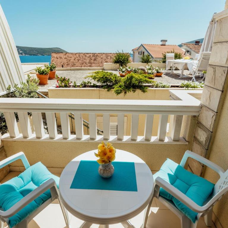 Apartments Porobic - Two Bedroom Apartment - 8