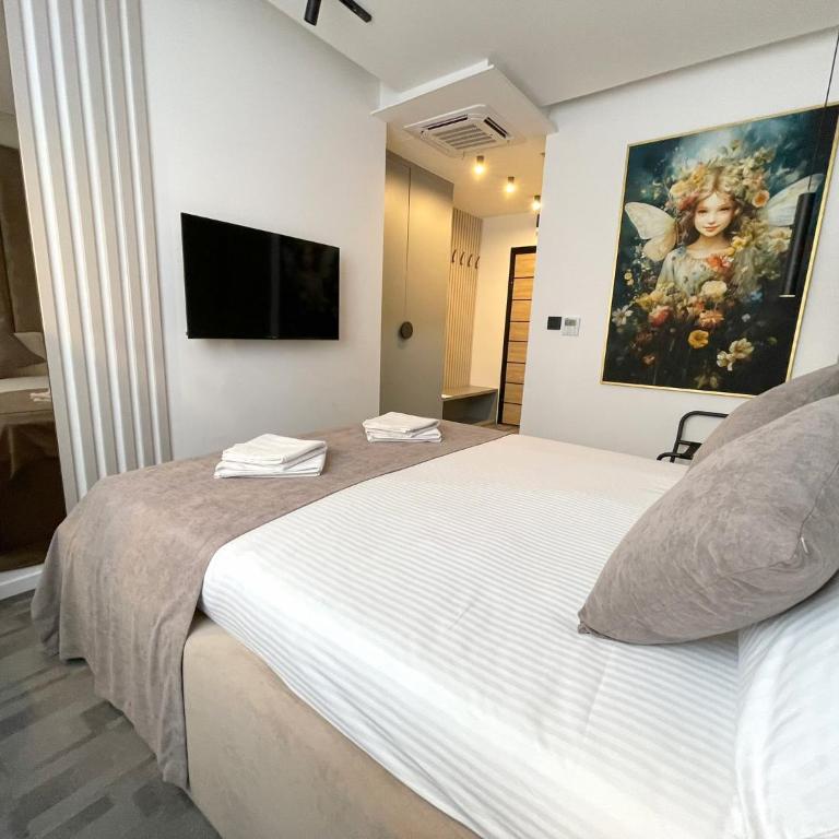 Hotel NPL CODE - Deluks Dvokrevetna Soba sa Bračnim Krevetom - 6