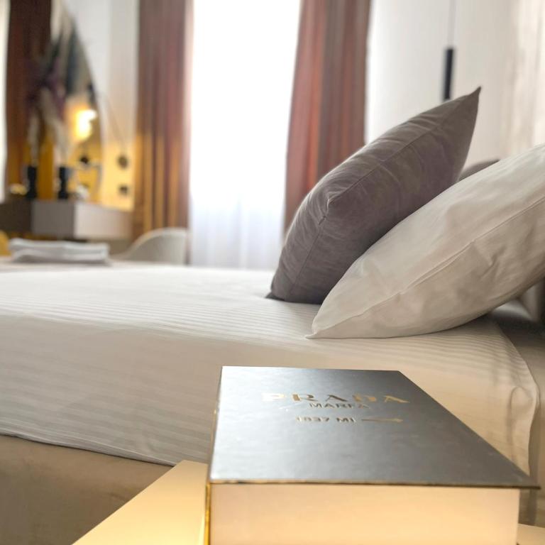 Hotel NPL CODE - Deluks Dvokrevetna Soba sa Bračnim Krevetom - 16