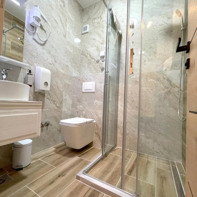 Hotel NPL CODE - Deluks Četvorokrevetna Soba - 8
