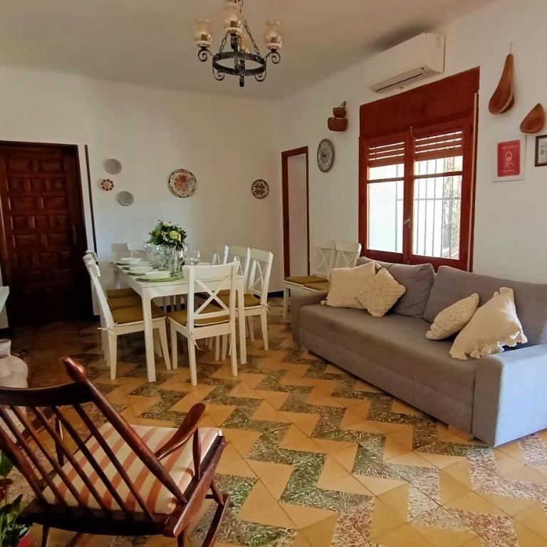 Casa Mariseta y Tonet, naturaleza a 2 km del mar, piscina con jacuzzi - Casa - 26