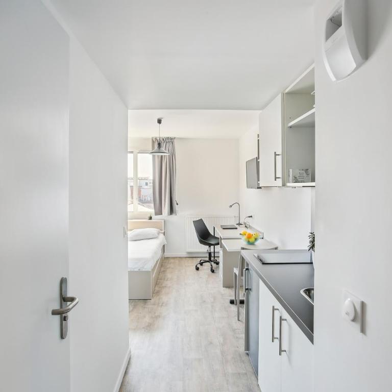 All Suites Appart Hôtel - Dunkerque Centre - Studio (Lit Double) - 1