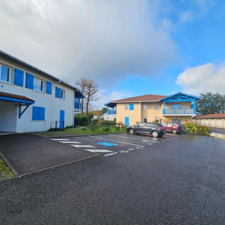Soustons - Piscine - Famille - Centre Ville - Appartement 2 Chambres - 5