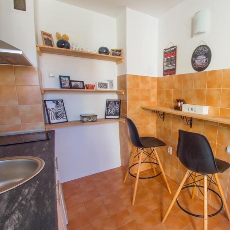 Studio Apartment Zebra - Studio Apartment - 24