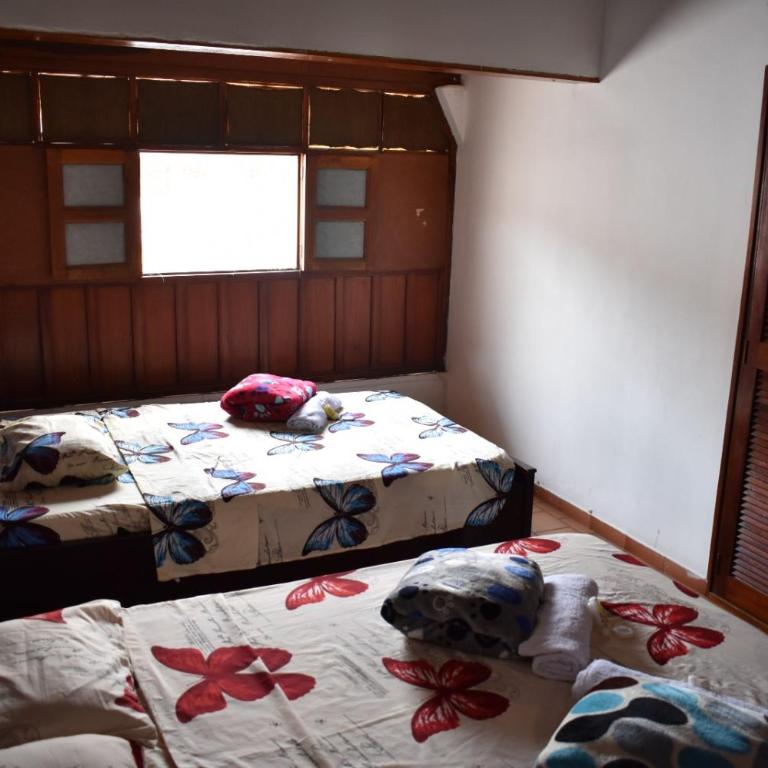 HOSTAL BAUTAN - Habitación Triple Básica - 2