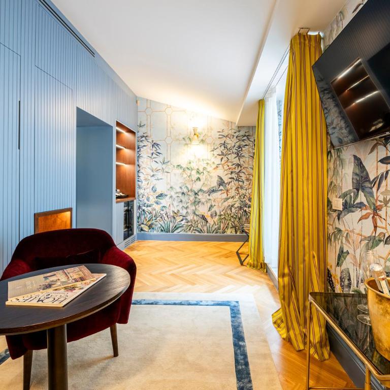 Glimpse Hotel - Suite Deluxe - 4