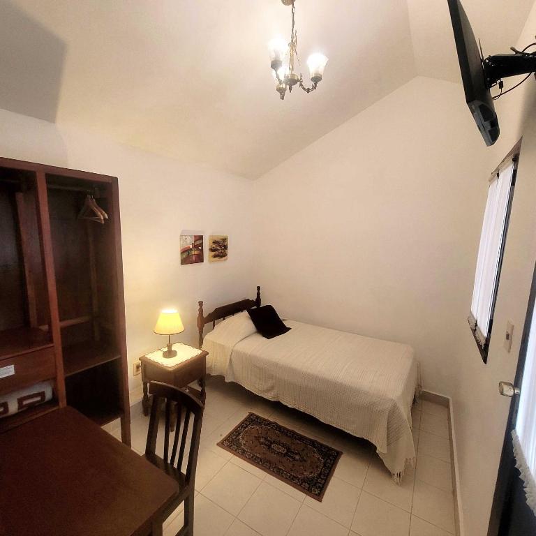 Hotel Carmen - Habitación Individual Económica - 4