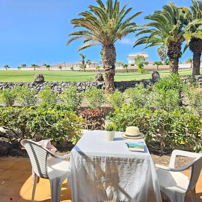NEW STUNNING GOLF VIEW & POOL , South Tenerife - Apartamento de 1 dormitorio - 2