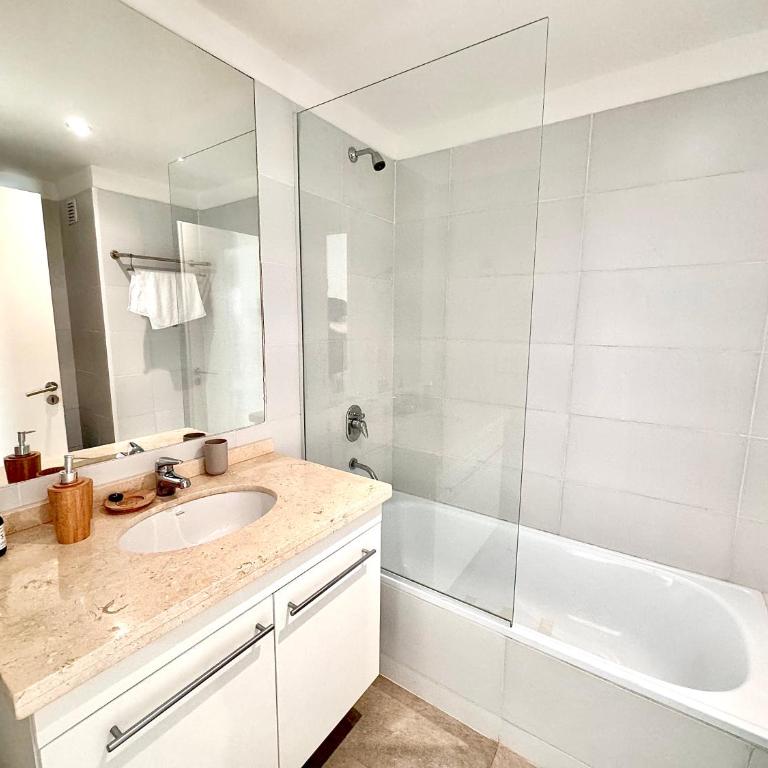 Apartamento centrico con vistas panoramicas Puerto Iguazu - Two-Bedroom Apartment - 15