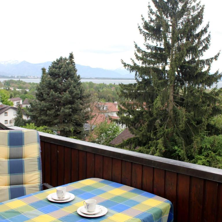 Ferienwohnung Panorama pur - Gemütlich, ruhige Lage mit Loggia und Panoramablick - Apartamento con vistas al lago - 2