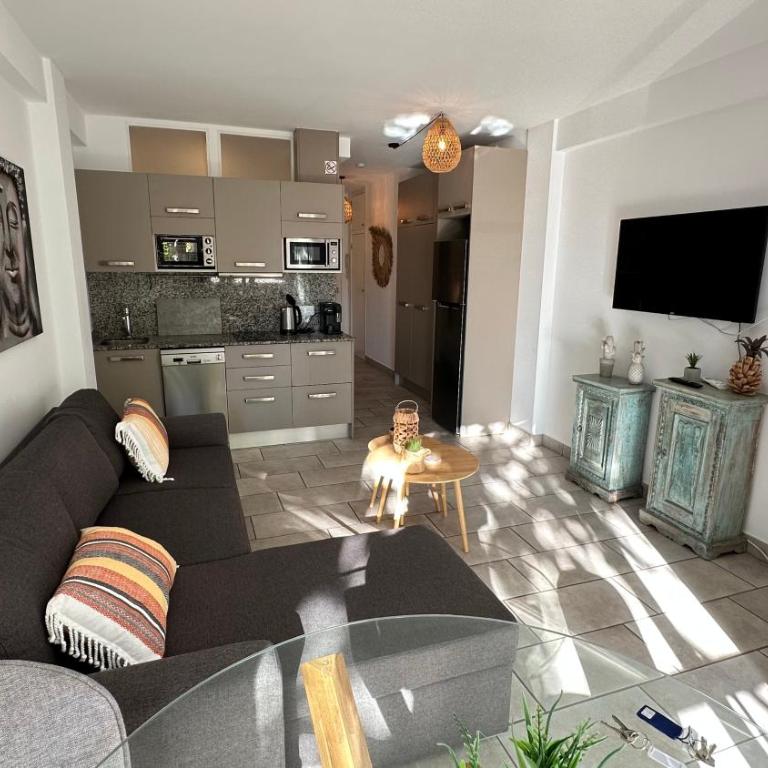 Studio Don Jim Excellent, beautiful luxurious new Studio near Arenal beach - Apartamento de 1 dormitorio - 6