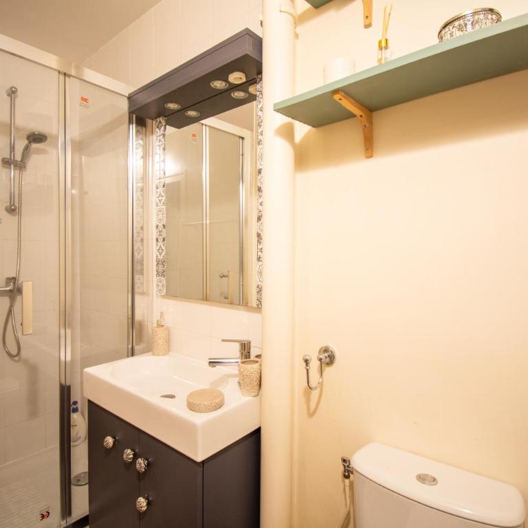 Wonderful typical Paris flat 3 bedrooms / 6 pax - Appartement 3 Chambres - 24