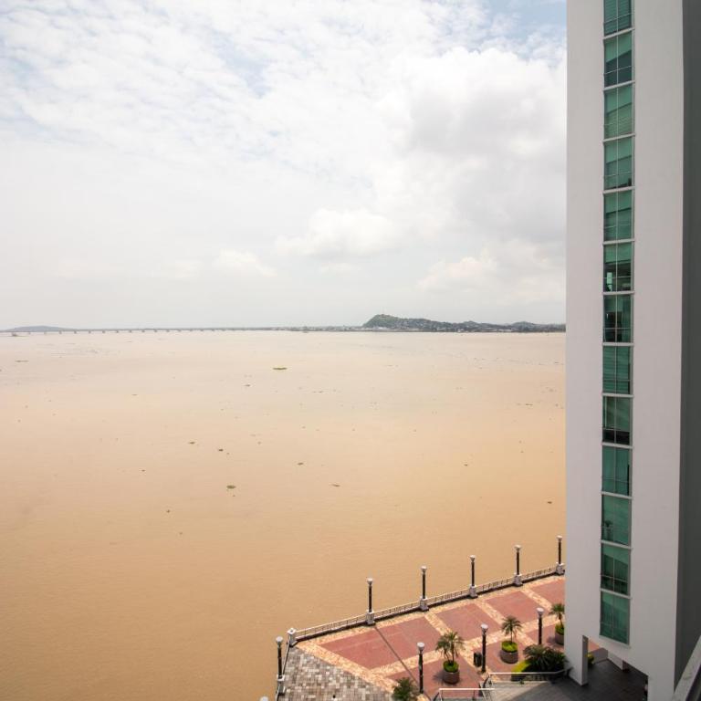 Vista frente al rio, exclusivo con piscina - Apartamento de 2 dormitorios - Frente al océano - 2