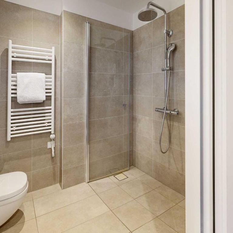 PLAZA Premium München - Premium Double Room - 6