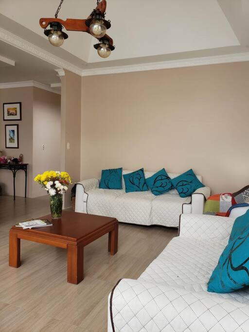Casa Pepita - Five-Bedroom House - 31