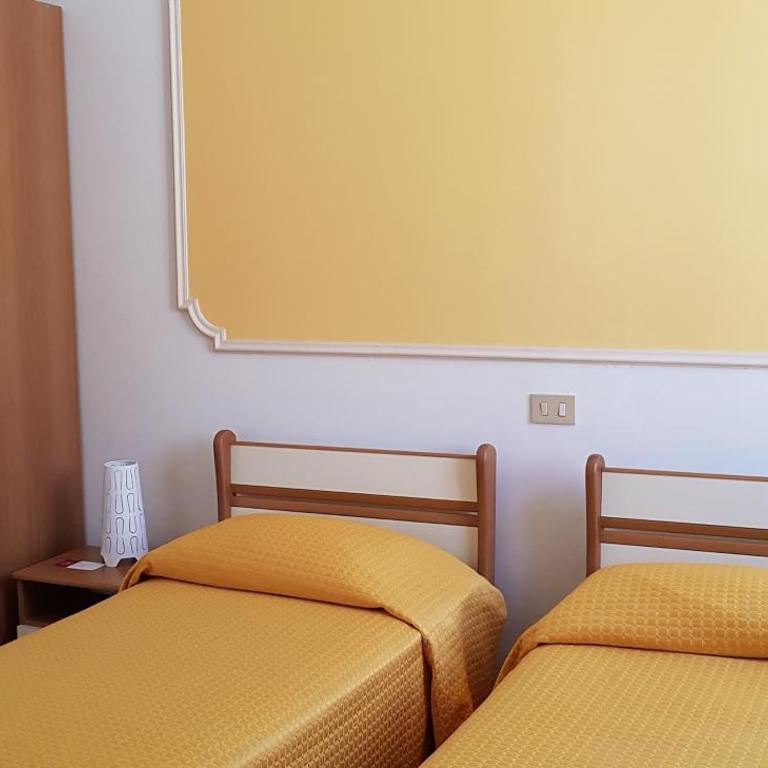 Albergo Natucci - Camera Superior Matrimoniale/Doppia con Letti Singoli - 4