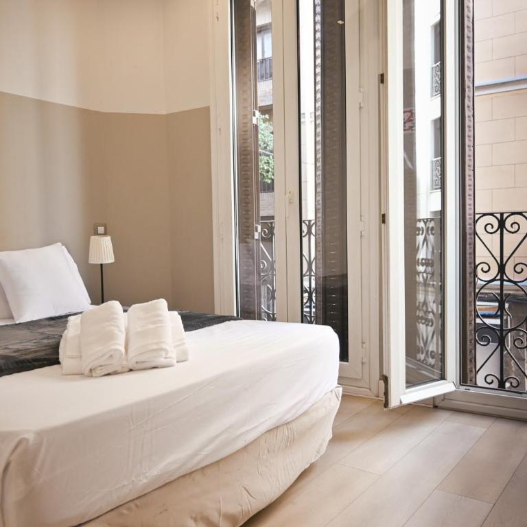 For You Rentals Apartment TEMPORAL Madrid Paloma-La Latina PAL41 - Apartamento de 3 dormitorios - 1
