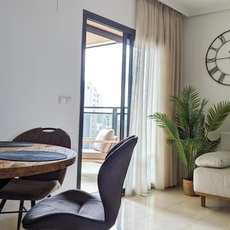 KRONOS DreAM apartment - Apartamento de 2 dormitorios con vistas a la ciudad - 10