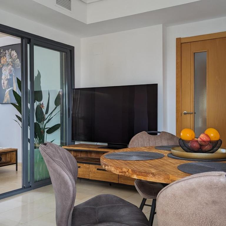 KRONOS DreAM apartment - Apartamento de 2 dormitorios con vistas a la ciudad - 6