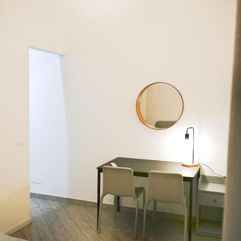 Cortile dei Giusti - Combo Guesthouse - Deluxe Double Room - 1