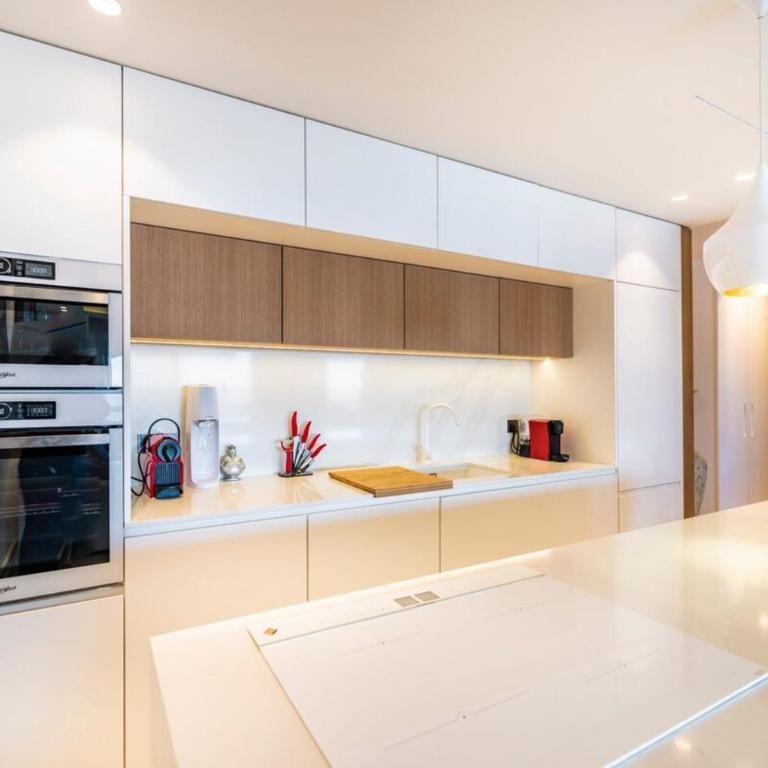 Somptuous 3 bedroom with sea-view on the Croisette - Appartement - 3