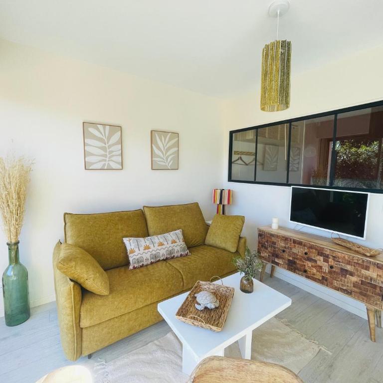 Le Week Riviera III -3 stars-Grande terrasse-Plage du midi-Piscine-Cannes- Palais des Festivals- Parking - Appartement 1 Chambre - 4
