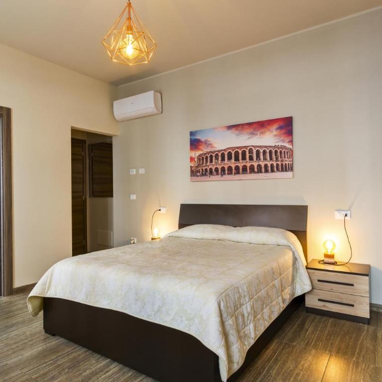 Residenza Grazioli - Camera Matrimoniale con Bagno Privato - 18