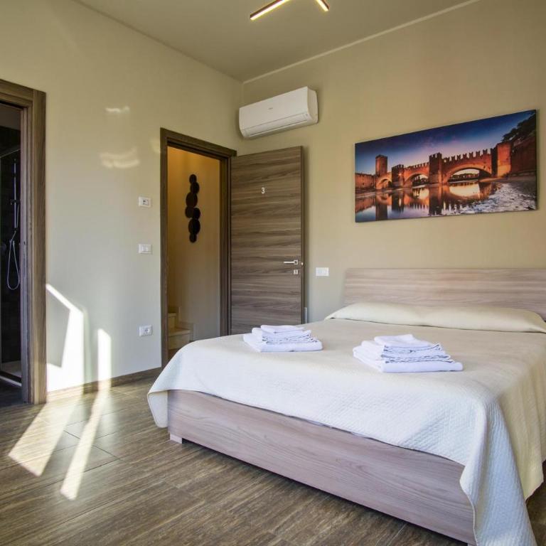 Residenza Grazioli - Camera Matrimoniale con Bagno Privato - 20