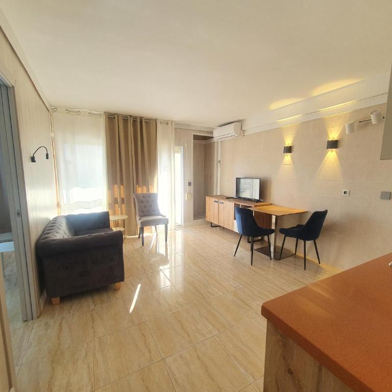 Apartamento centrico en Salou, playa 300m! - Apartamento de 2 dormitorios - 4