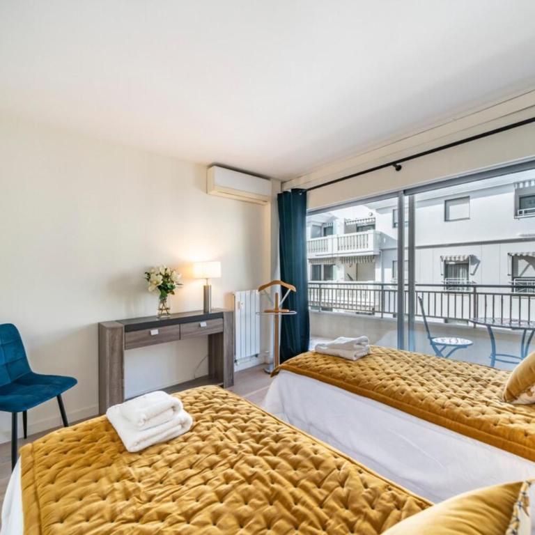 Wonderful 3 bedroom in the heart of Cannes - Appartement - 13