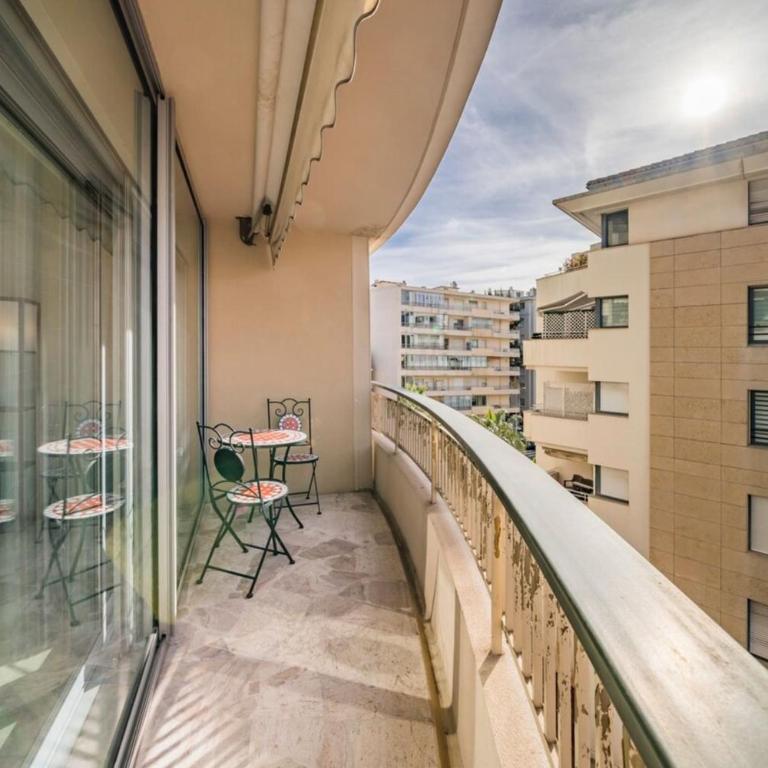 Wonderful 3 bedroom in the heart of Cannes - Appartement - 18