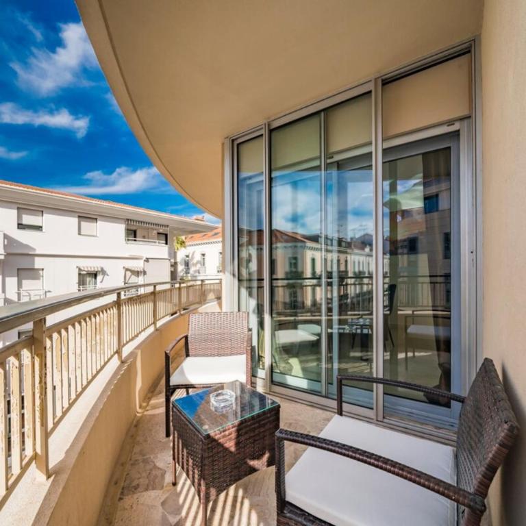 Wonderful 3 bedroom in the heart of Cannes - Appartement - 20