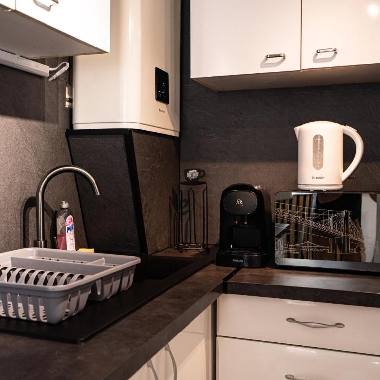 Moderne T2 Centre Sauna Wifi Home office Netflix - One-Bedroom Apartment - 16