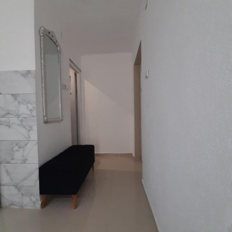 Becic Apartments - Deluks Dvokrevetna Soba sa Bračnim Krevetom - 2