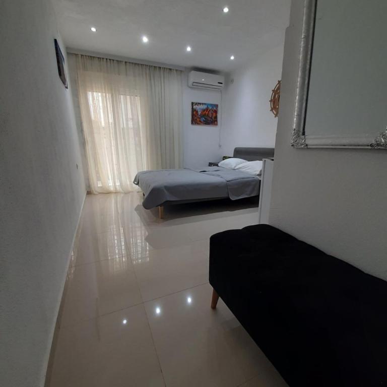 Becic Apartments - Deluks Dvokrevetna Soba sa Bračnim Krevetom - 3