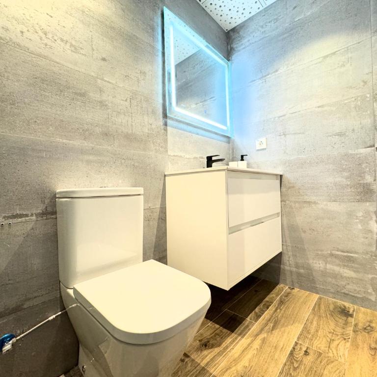 Apartamentos Identia Sport by gaiarooms - Estudio Superior - 6