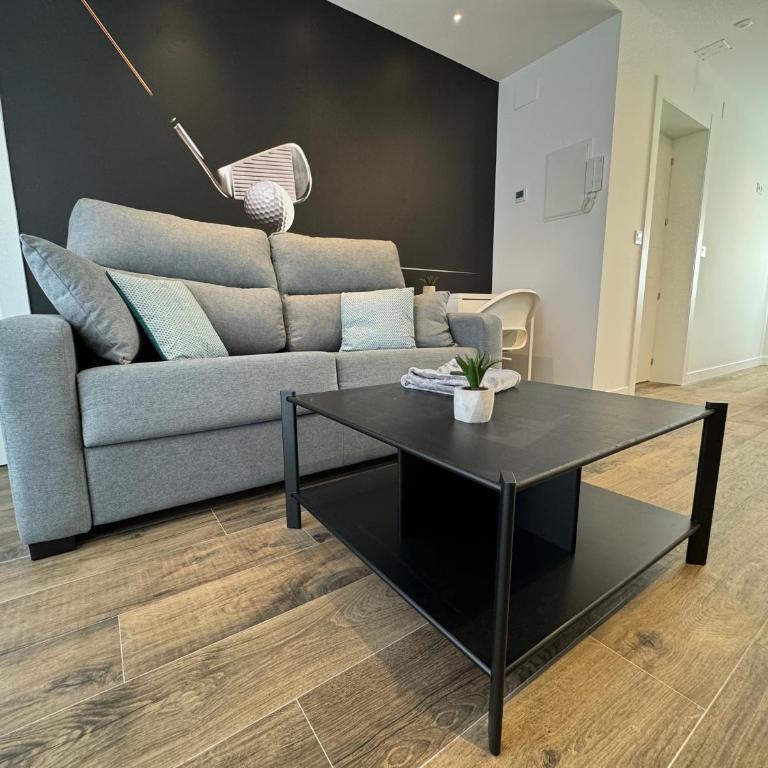 Apartamentos Identia Sport by gaiarooms - Estudio - 1