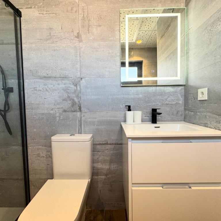 Apartamentos Identia Sport by gaiarooms - Estudio - 3